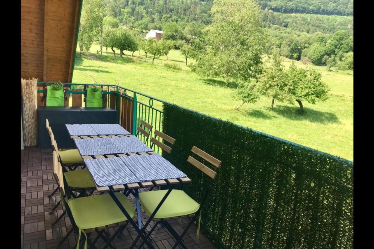 The Green Fee Close To The Golf Course And 5 Minutes From The Lake Giez Dış mekan fotoğraf